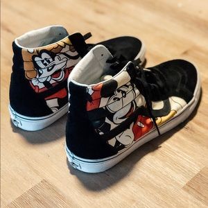 Disney high-top VANS sneakers♦️